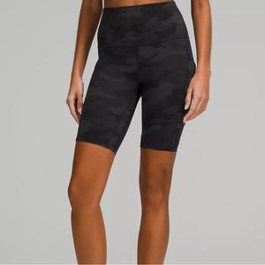 Lululemon Align 6” short